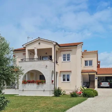 Mario 3 Holiday home Porec